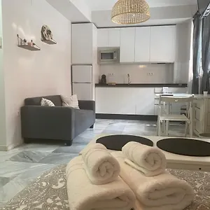 Apartamento Quattro Triana En Salado, Sevilla