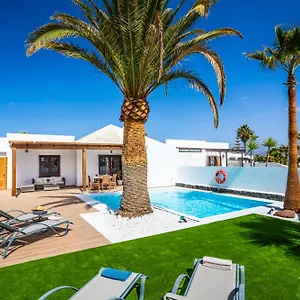  Holiday home Axular With Heated Private Pool Spain