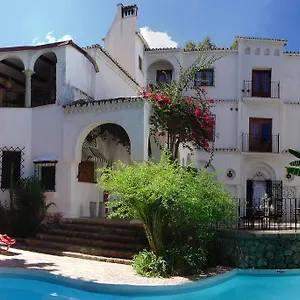 hotel-residencia-miami.hotelsinnerja.org/