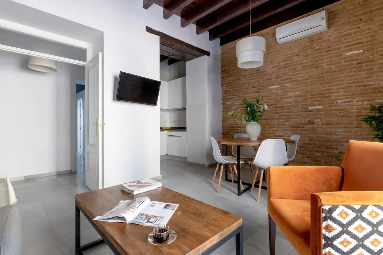 Triana Boutique Apartments By Hommyhome Seville Spain