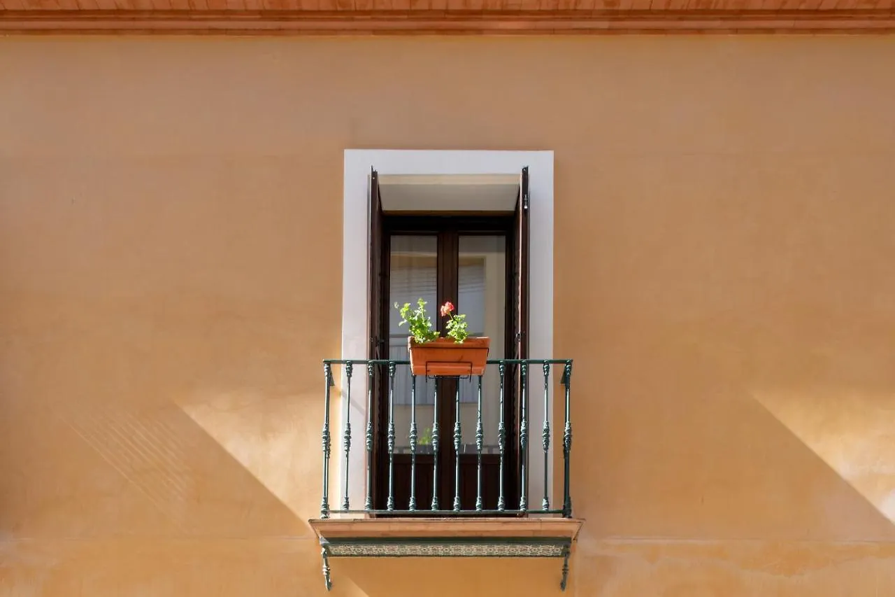 Triana Boutique Apartments By Hommyhome Seville